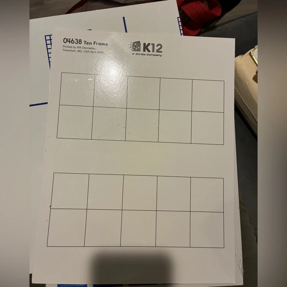 K12 Math Manipulation 100 colorful Color Tiles with placemat